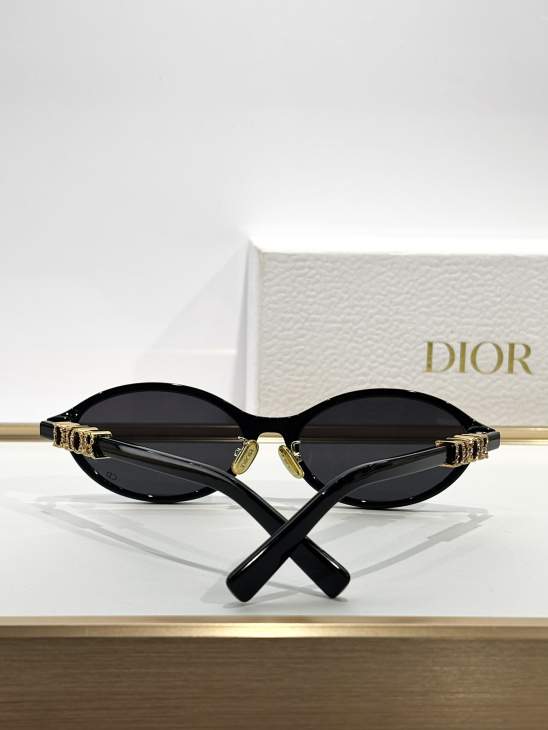 Picture of Dior Sunglasses _SKUfw77670583fw